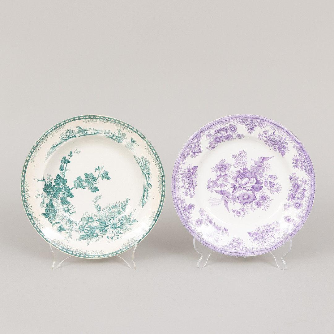 TALLRIKAR, 13 delar, flintgods, "Asiatica Pheasants" samt "Flora", Gustafsberg, 1900-tal.
