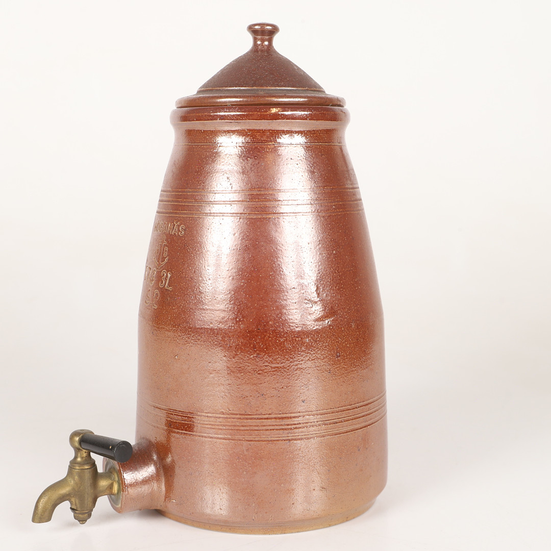 KRUS MED TAPPKRAN, 3 liter, saltglaserad keramik, Sven Bolin, Höganäs.