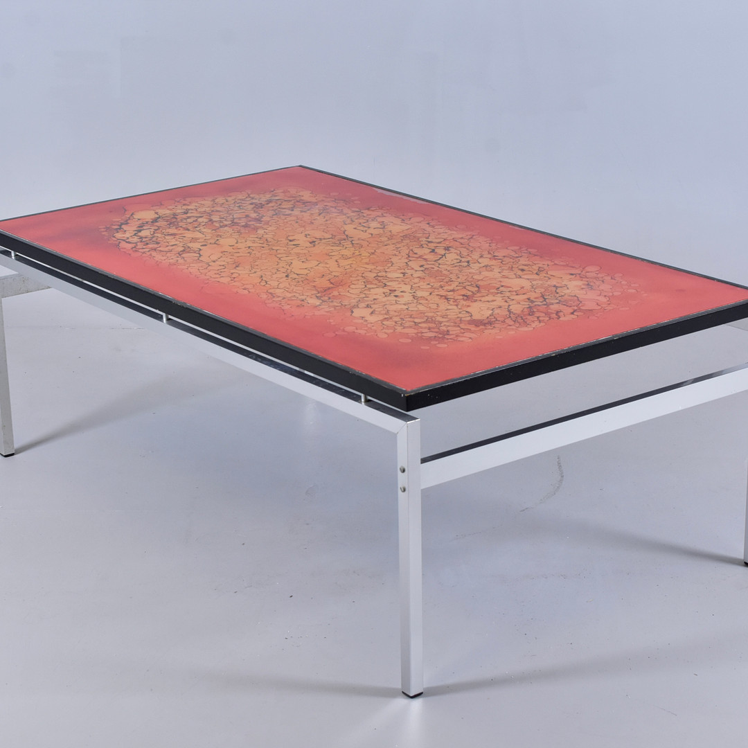 JEAN RENE TALOPP. TILLSKRIVEN. soffbord, aluminium med svärtad träkant, Frankrike 1970-tal, glasskiva, varunder abstrakt orange mönster.