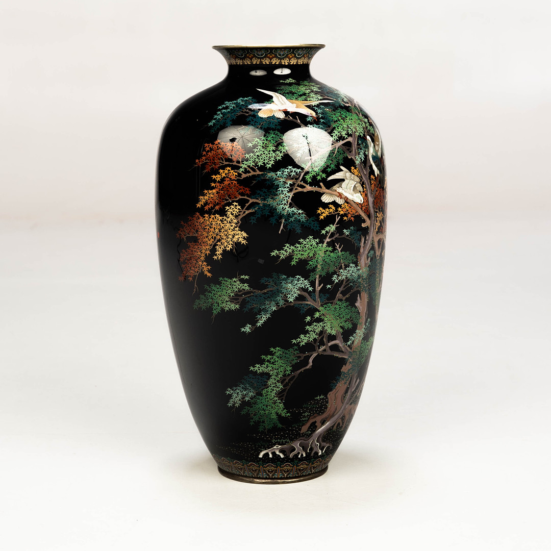 GOLVVAS, Cloisonné kina.
