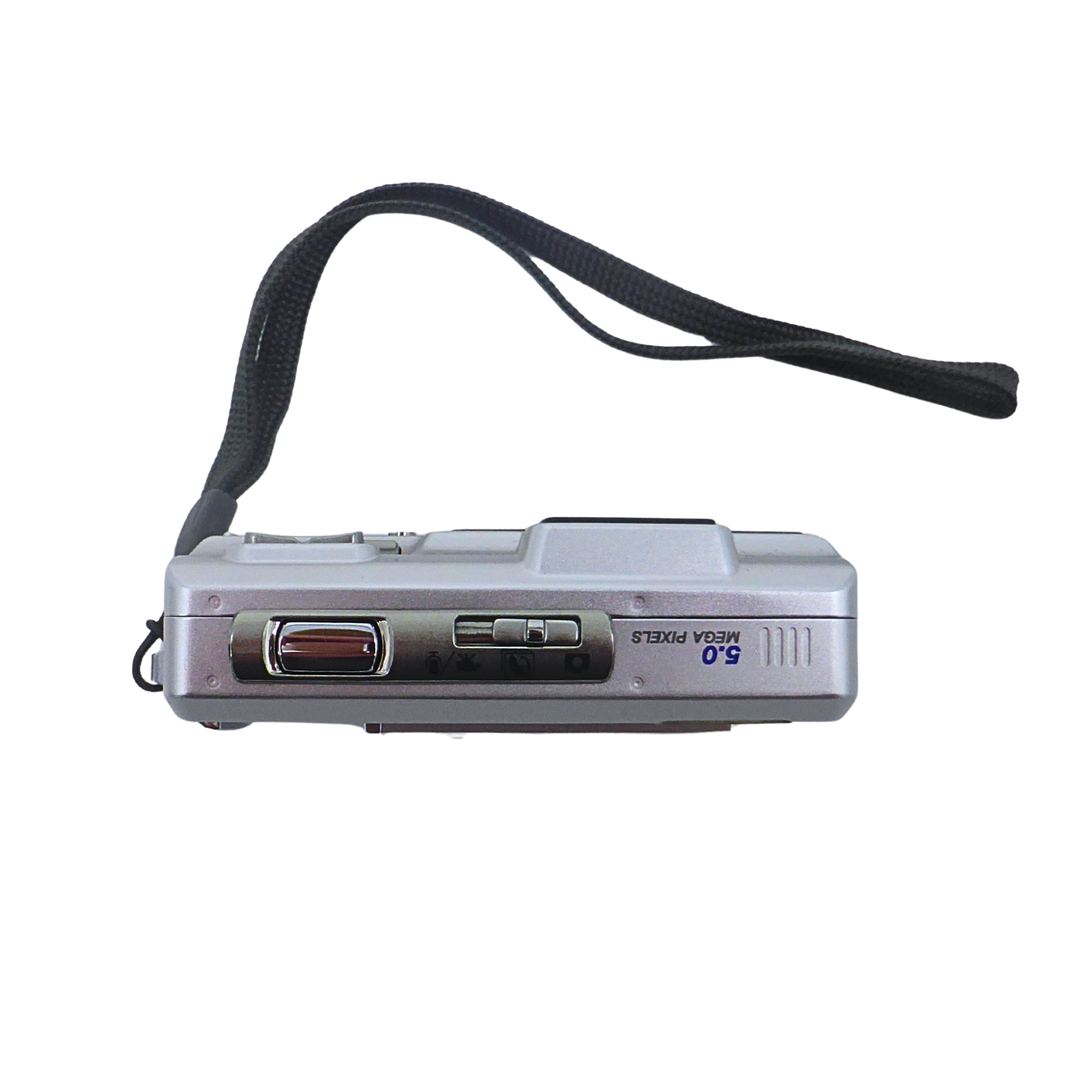 KONICA MINOLTA DIMAGE X50 DIGITALKAMERA.