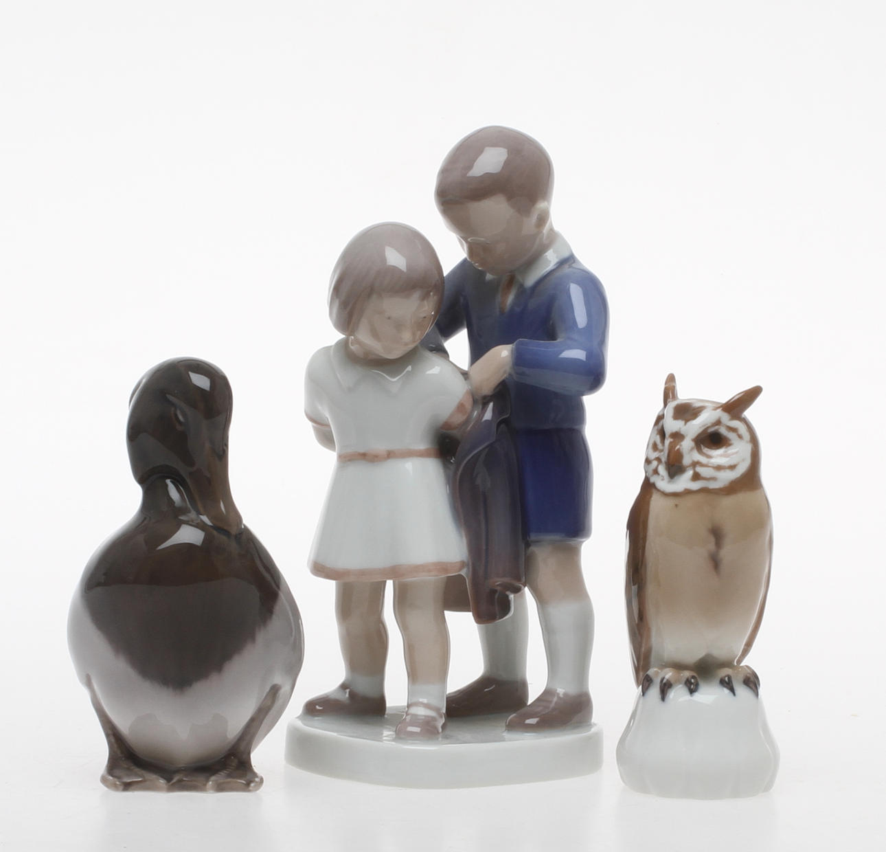 FIGURINER, 3 st, porslin, Bing & Gröndahl samt Royal Copenhagen.