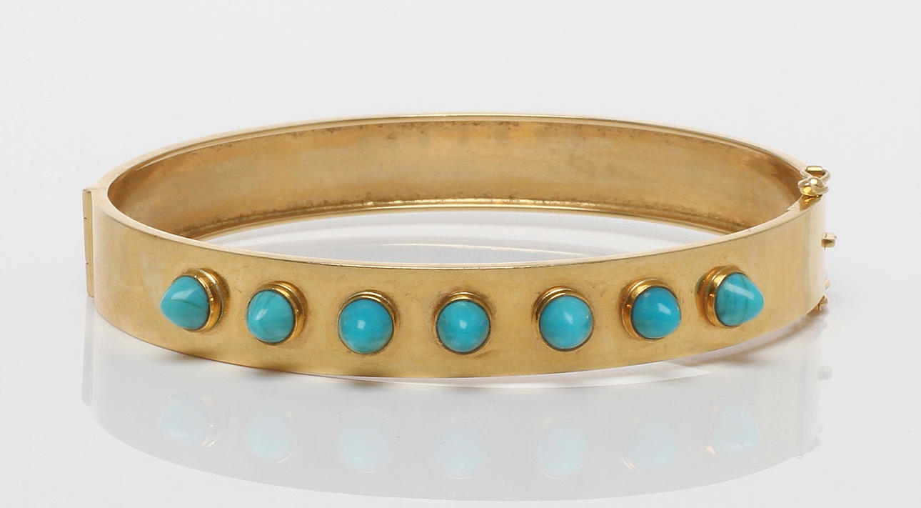 ARMBAND, 18k guld med möjligen turkoser, stmpl JP, Stockholm, 1965. Vikt 13,5 gram.