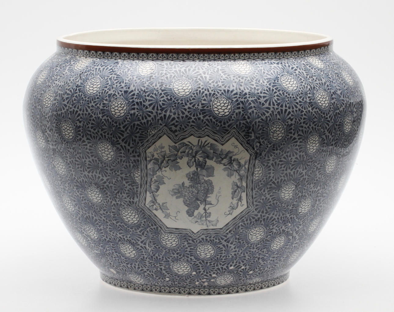 URNA. porslin, Opaque Utzschneider & Cie, 1800/1900-tal.