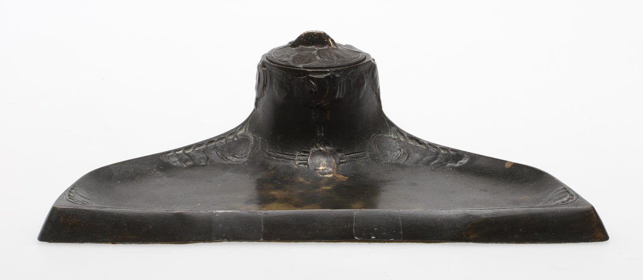 SKRIVSTÄLL, brons, jugend, Herman Bergmans gjuteri, 1900-talets början.