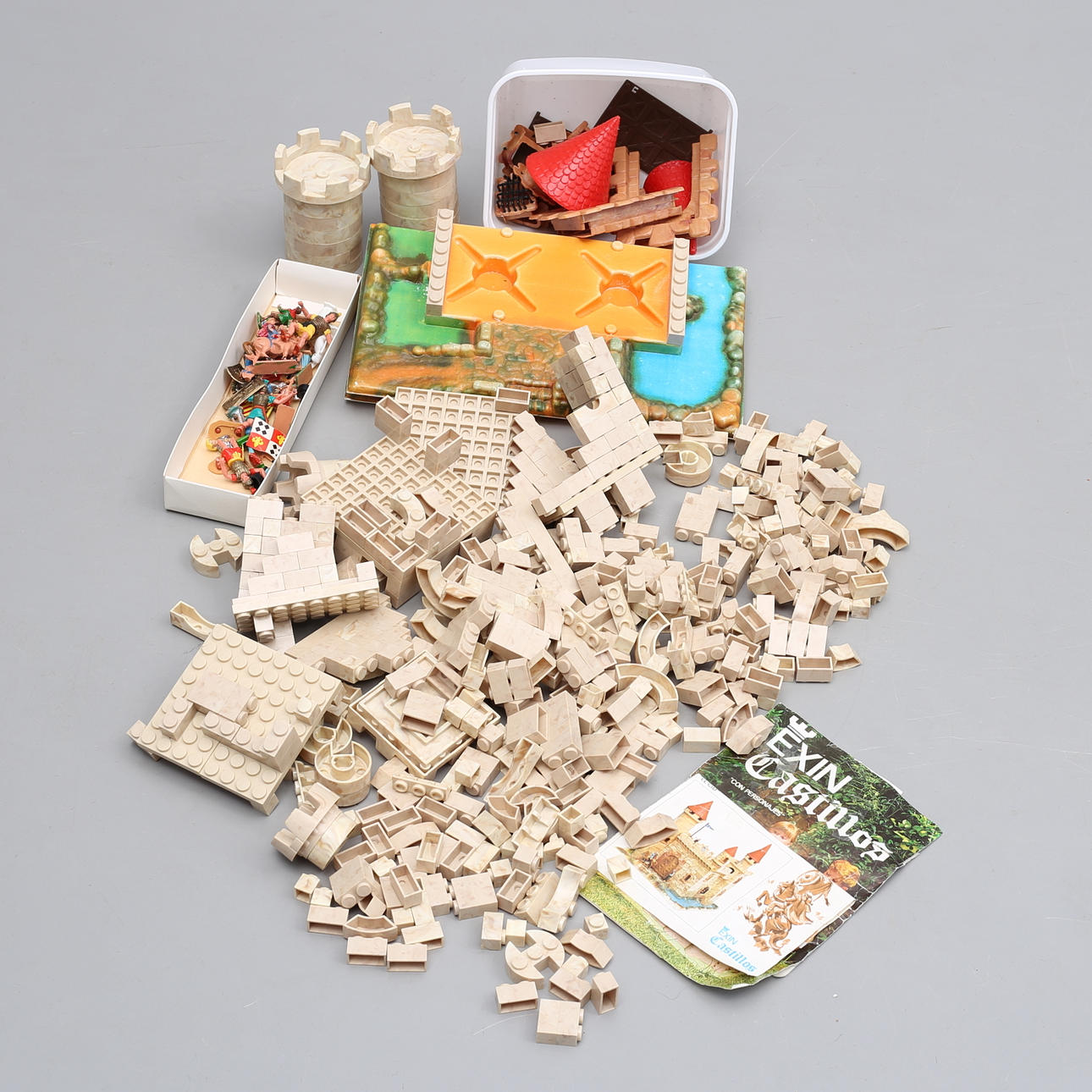 KIT DE CONSTRUCCIÓN, castillo, plástico, Exin Castillos.