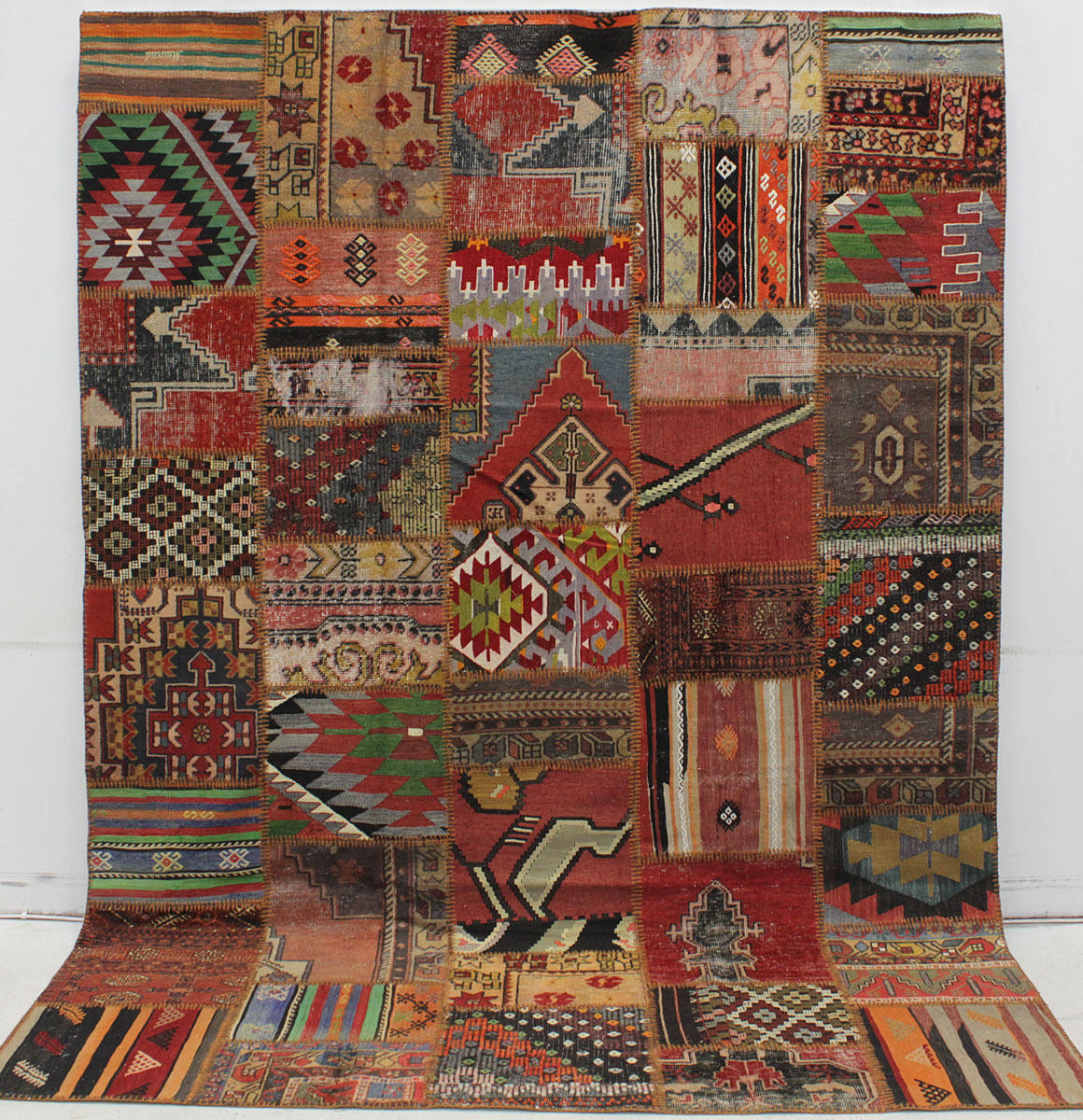 MATTA, Orientalisk, patchwork, 355 x 253 cm.