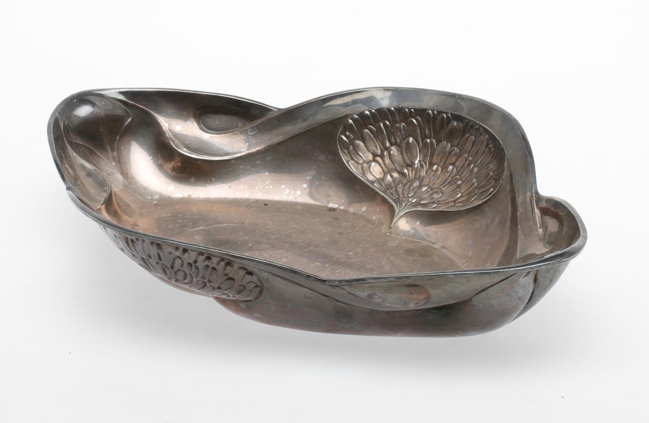 BRÖDFAT, nysilver, jugend, 1900-talets fösta del.