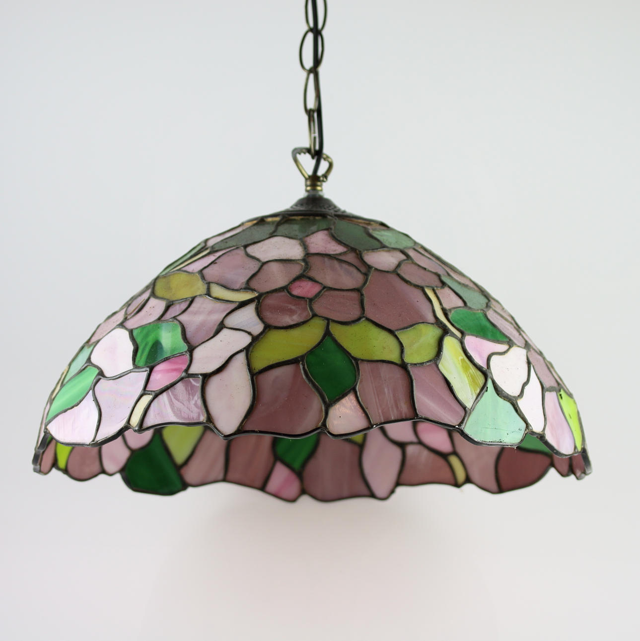TIFFANY LAMPE, blyindfattet mosaik.