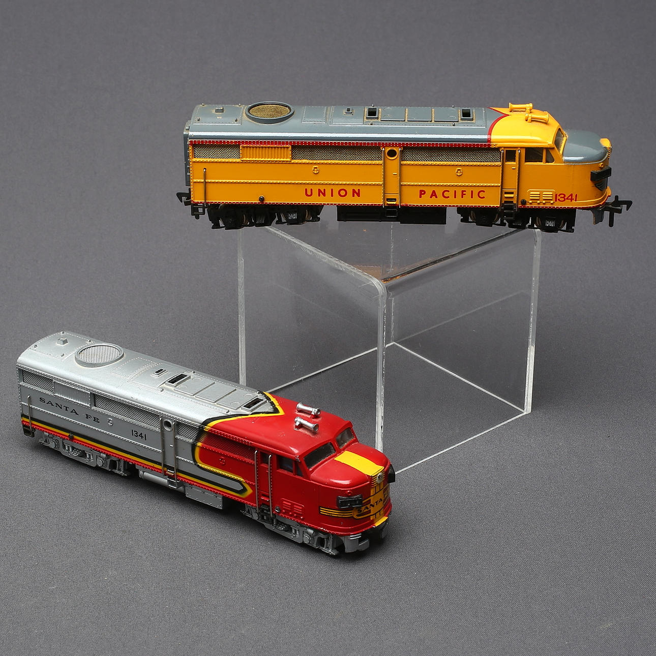 Fleischmann 1341 - Caisse Locomotive Diesel US Union Pacific - Métal HO 1/87 - Occasion