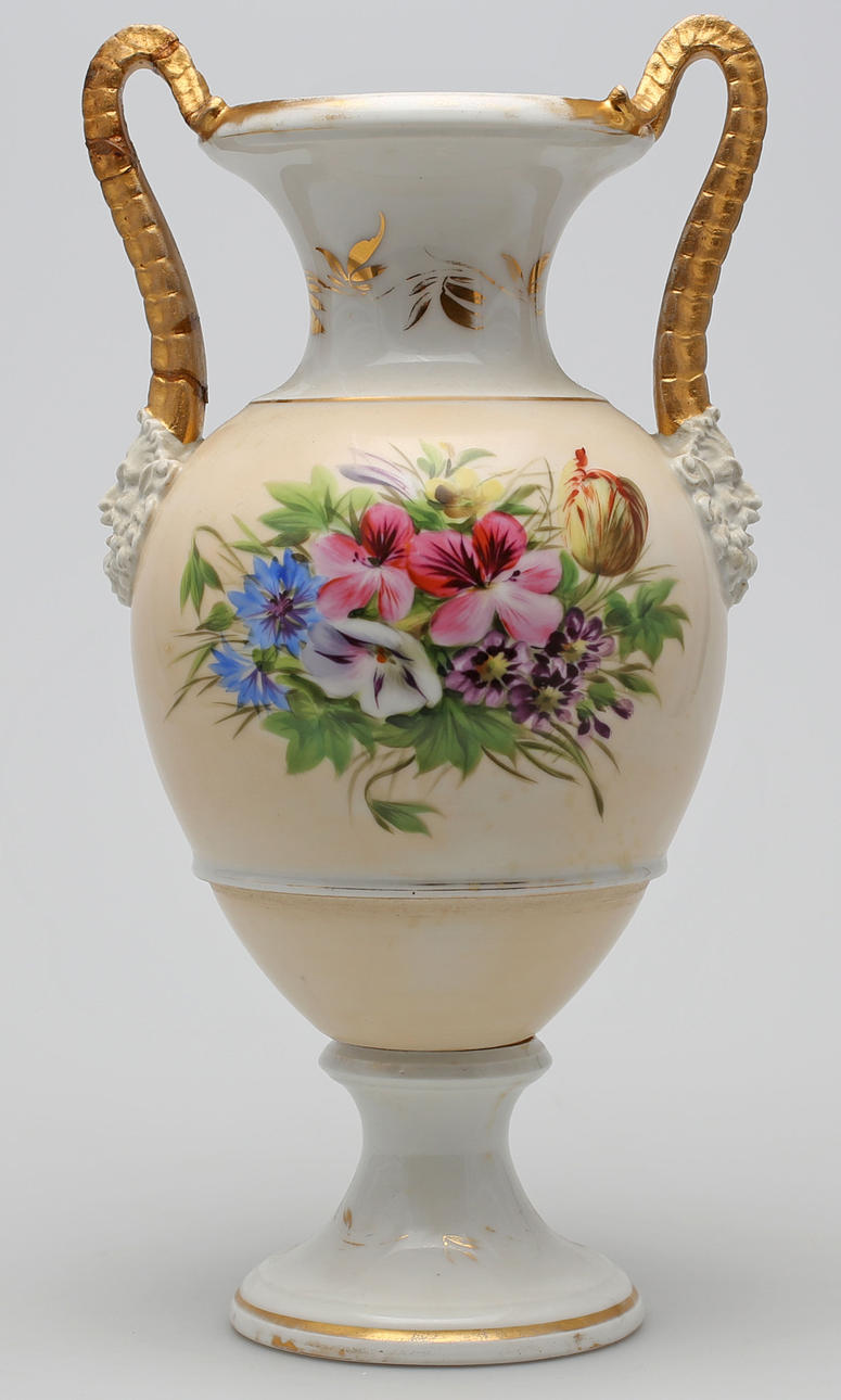 VAS, porslin, troligen Tyskland, 1900-tals första hälft.