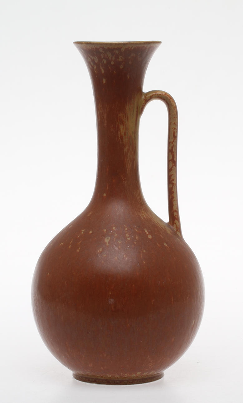 VAS, med hänkel, kermaik, Gunnar Nylund, Rörstrand.