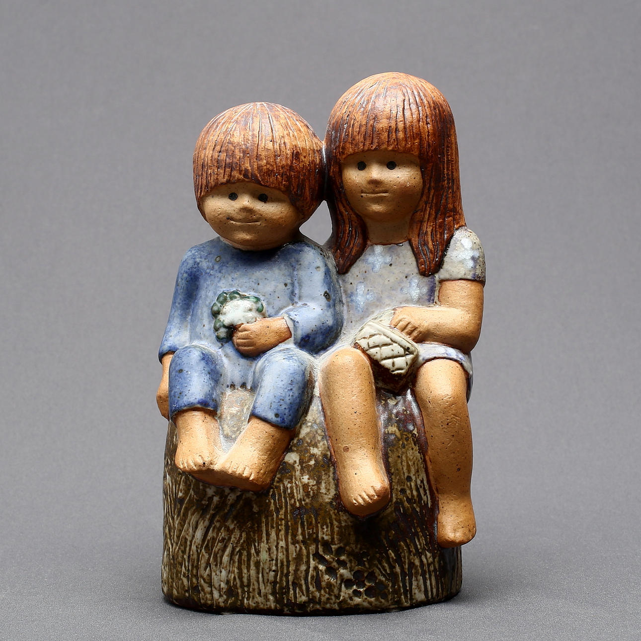 LISA LARSON, figurin, stengods, "Syskon", Lisa Larson Studio, Gustavsberg.