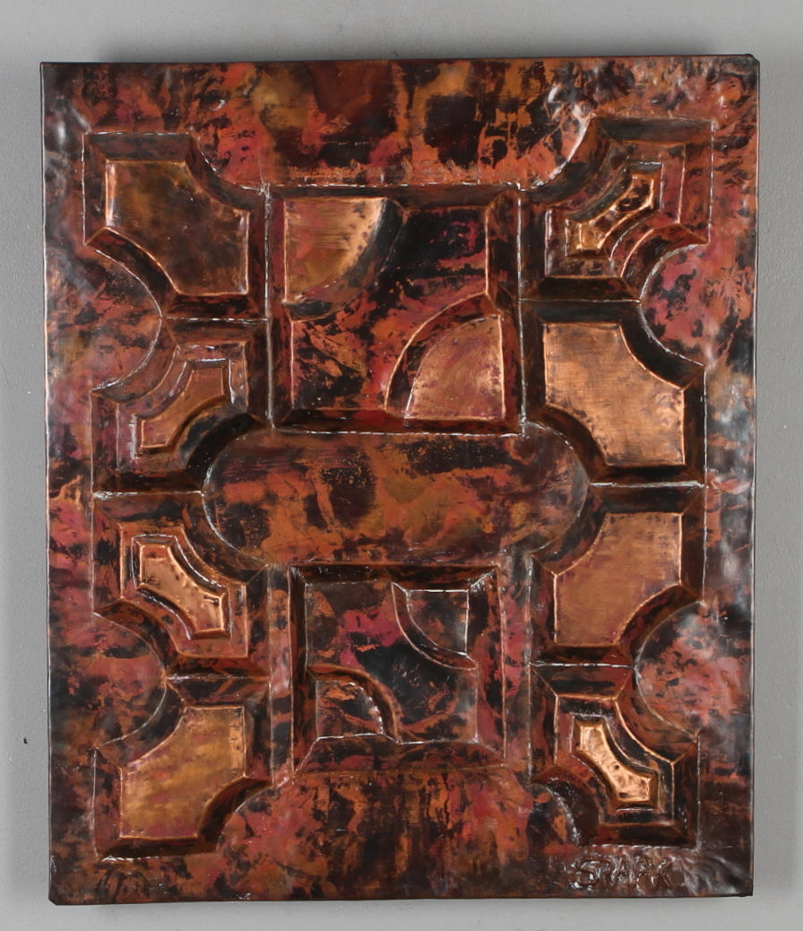 LARS SPAAK. Komposition, väggrelief i koppar, signerad.