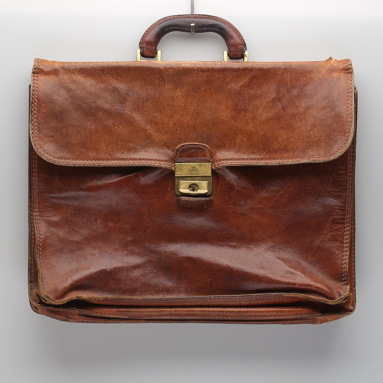 PORTFOLIO, the bridge, leather.