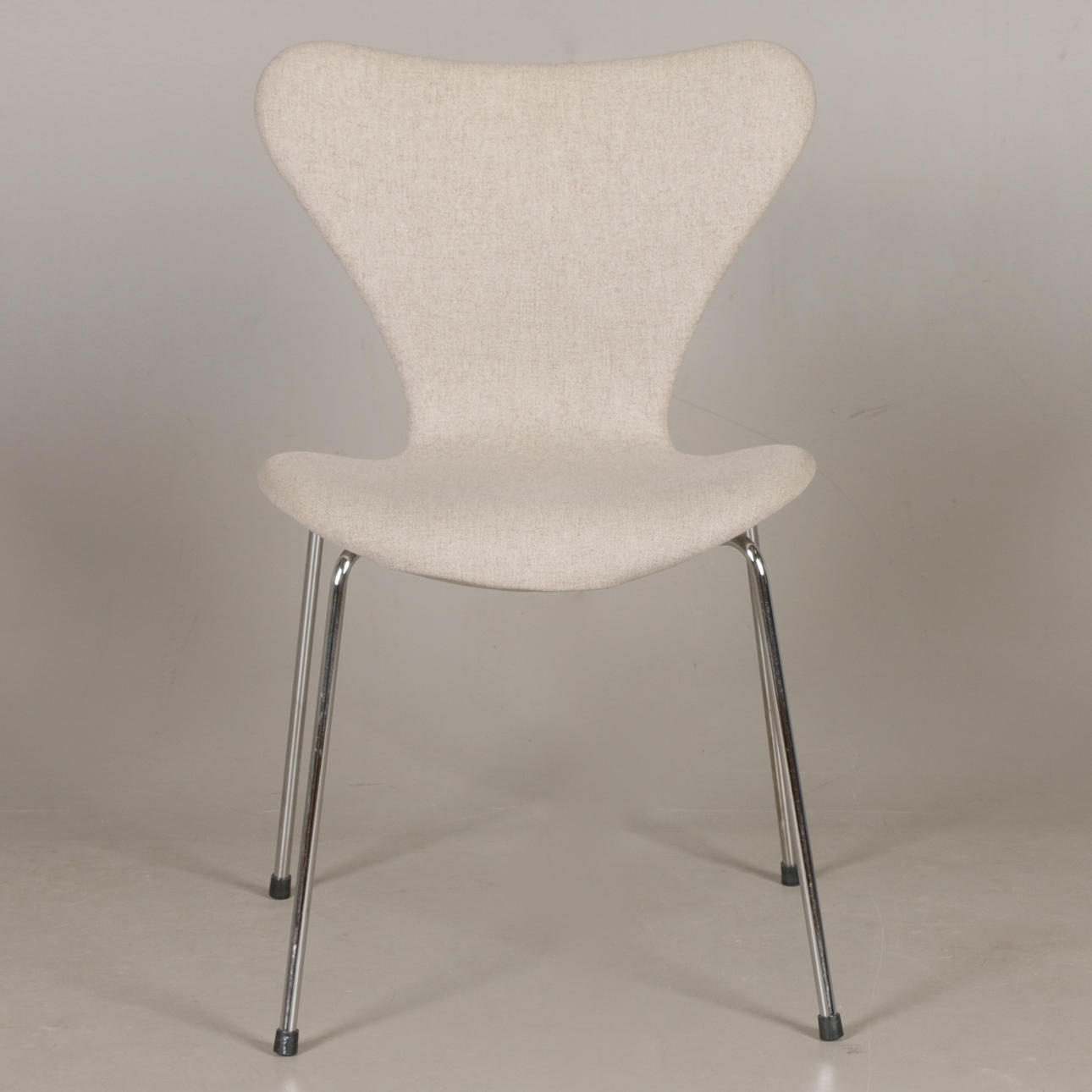 Stuhl, "Seven", Arne Jacobsen für Fritz Hansen, Dänemark, 2007.