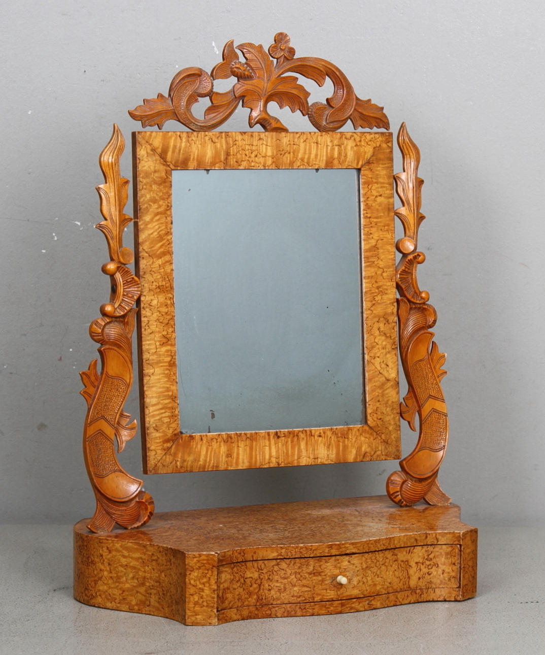 LÅDSPEGEL, 1800 tal, masurbjörk.