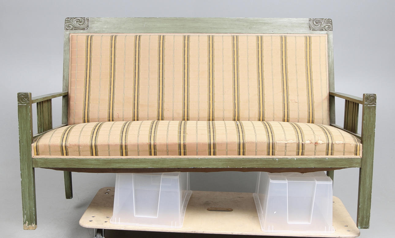 SOFA, Jugend, first quarter of the 20th century. Furniture - Sofas & Seatings