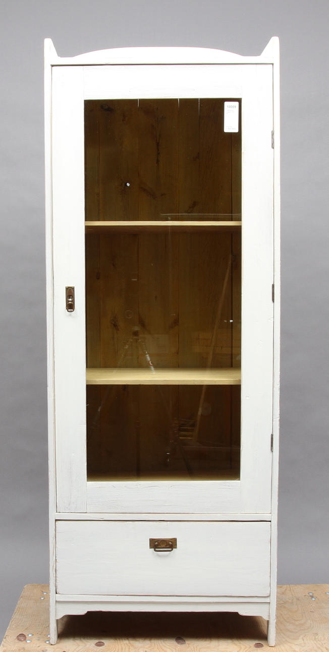 LINNESKÅP, Jugend, 1900-tal.