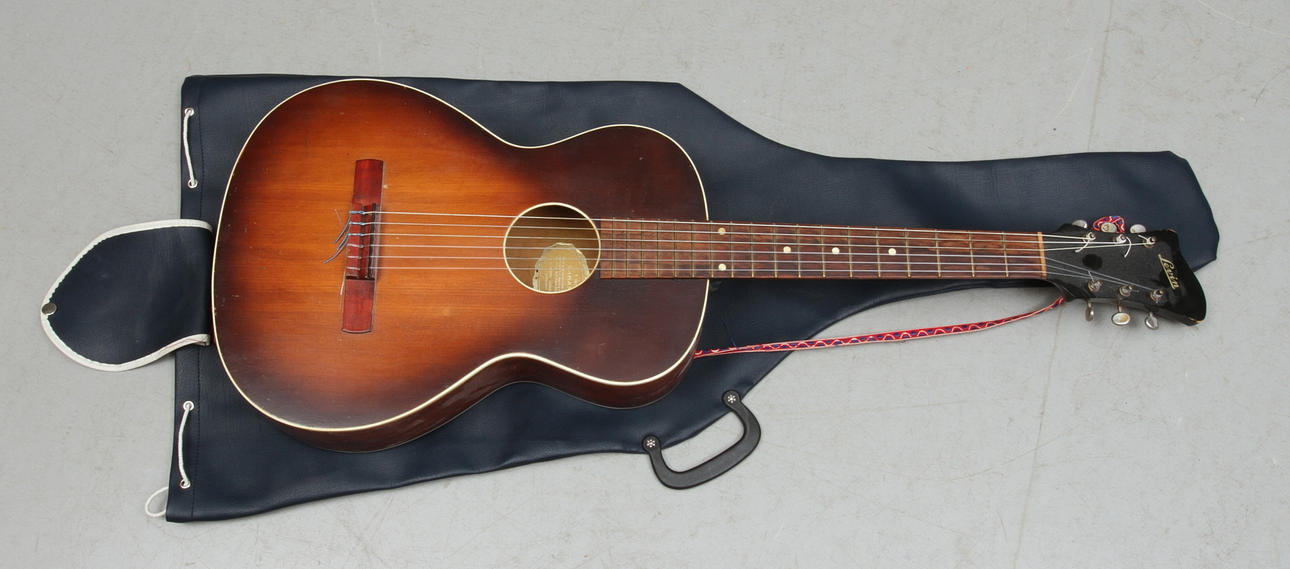 GITARR, Levin, 1947.