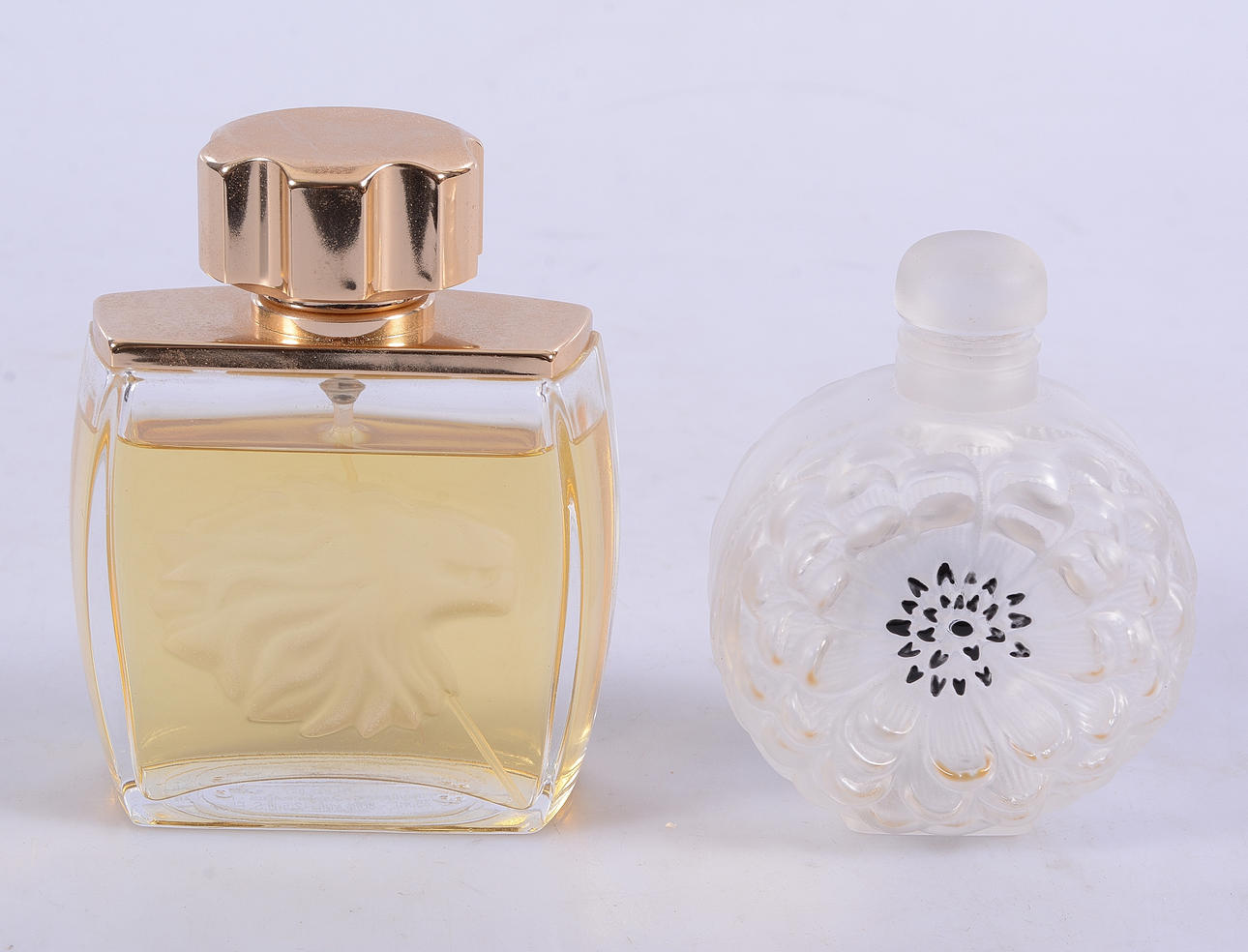 PARFYMFLASKOR, 2-stycken, Lalique, Frankrike.