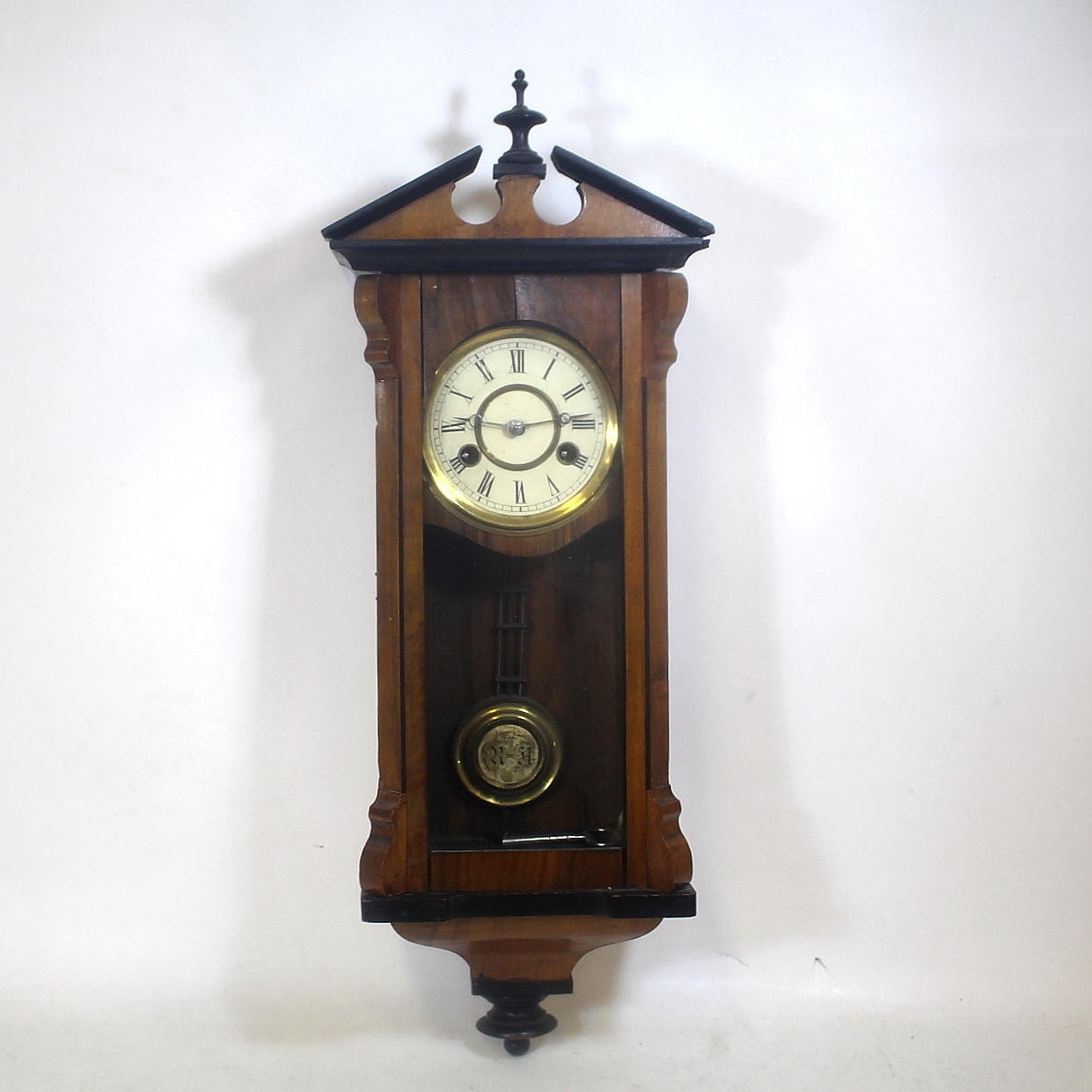 KLOCKA, vägg, trä.