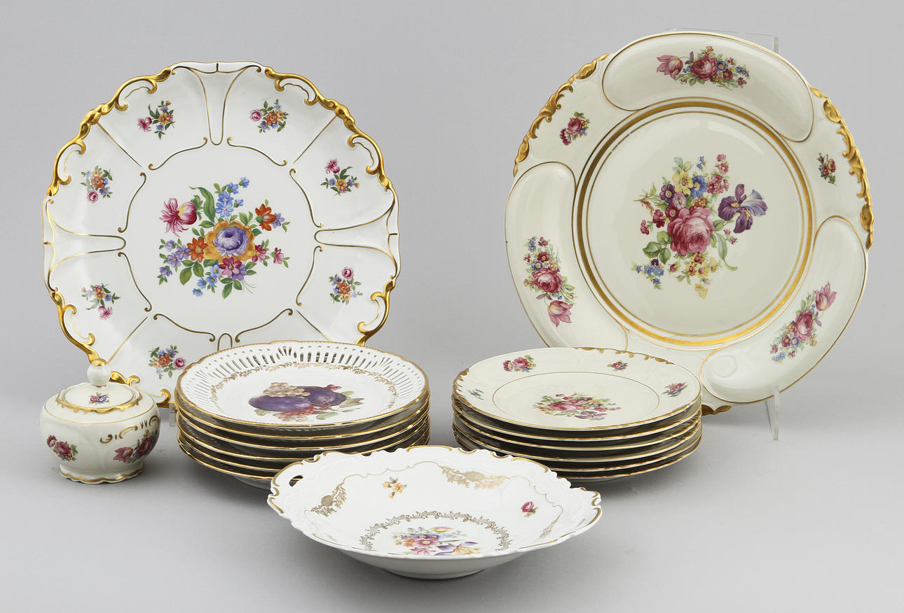 PARTI PORSLIN, 16 delar, troligen Tyskt.