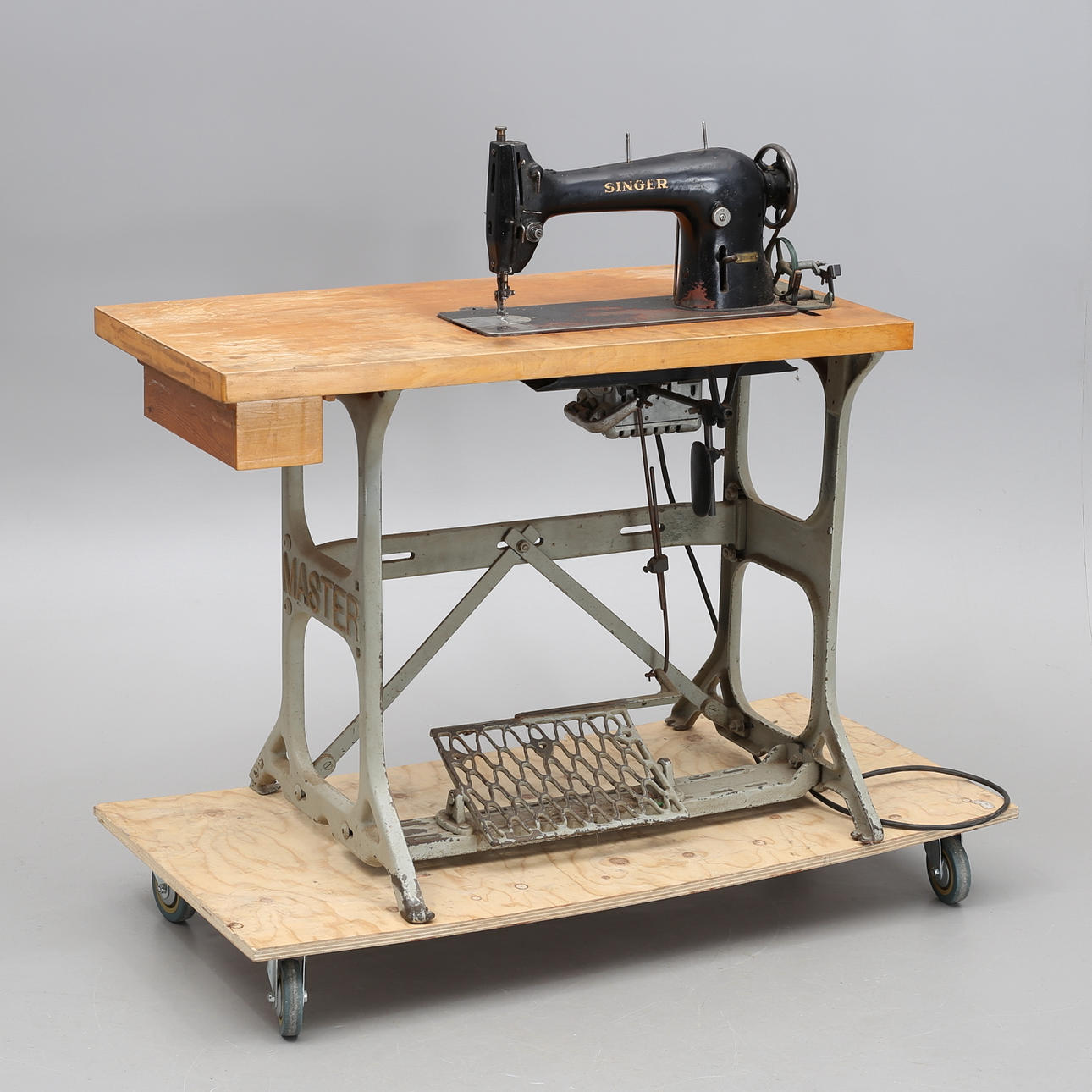 SYMASKIN, industri-/proffs-, Singer.