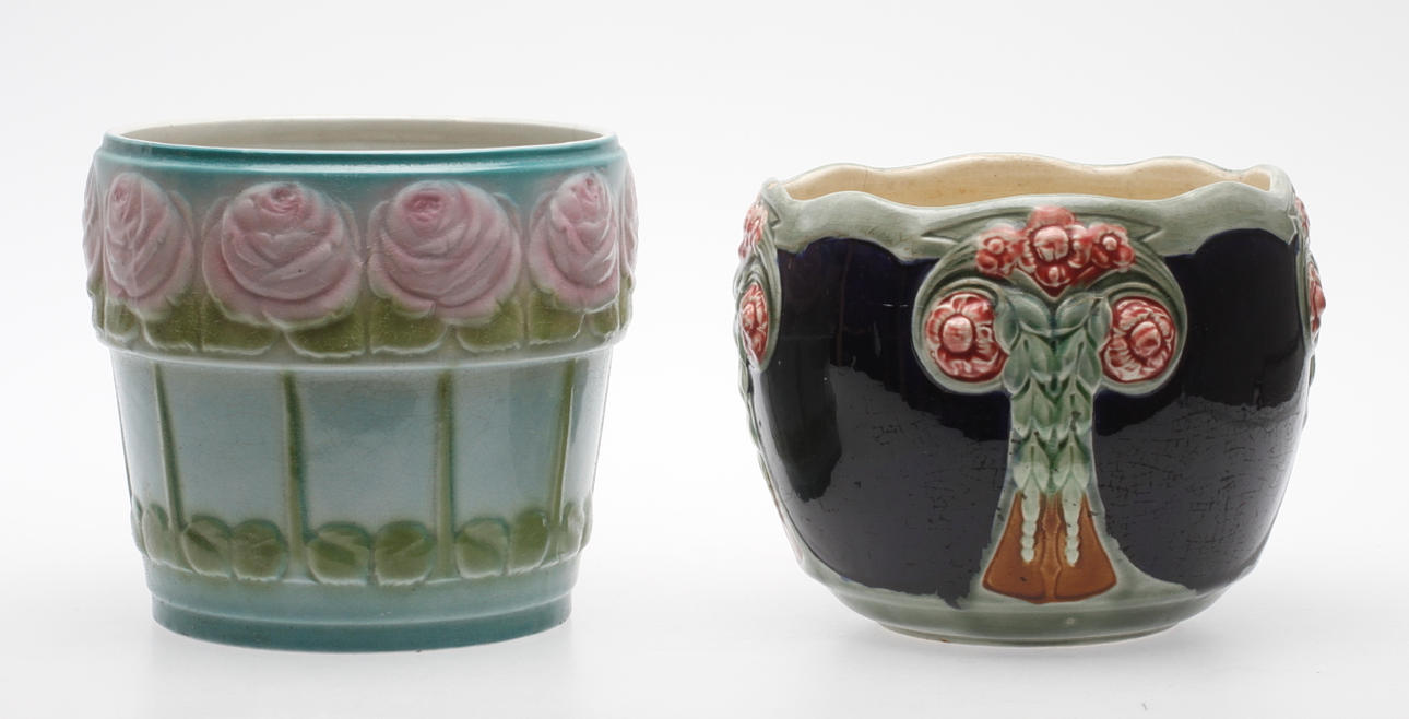 YTTERFODER, 2 st, keramik, jugend.