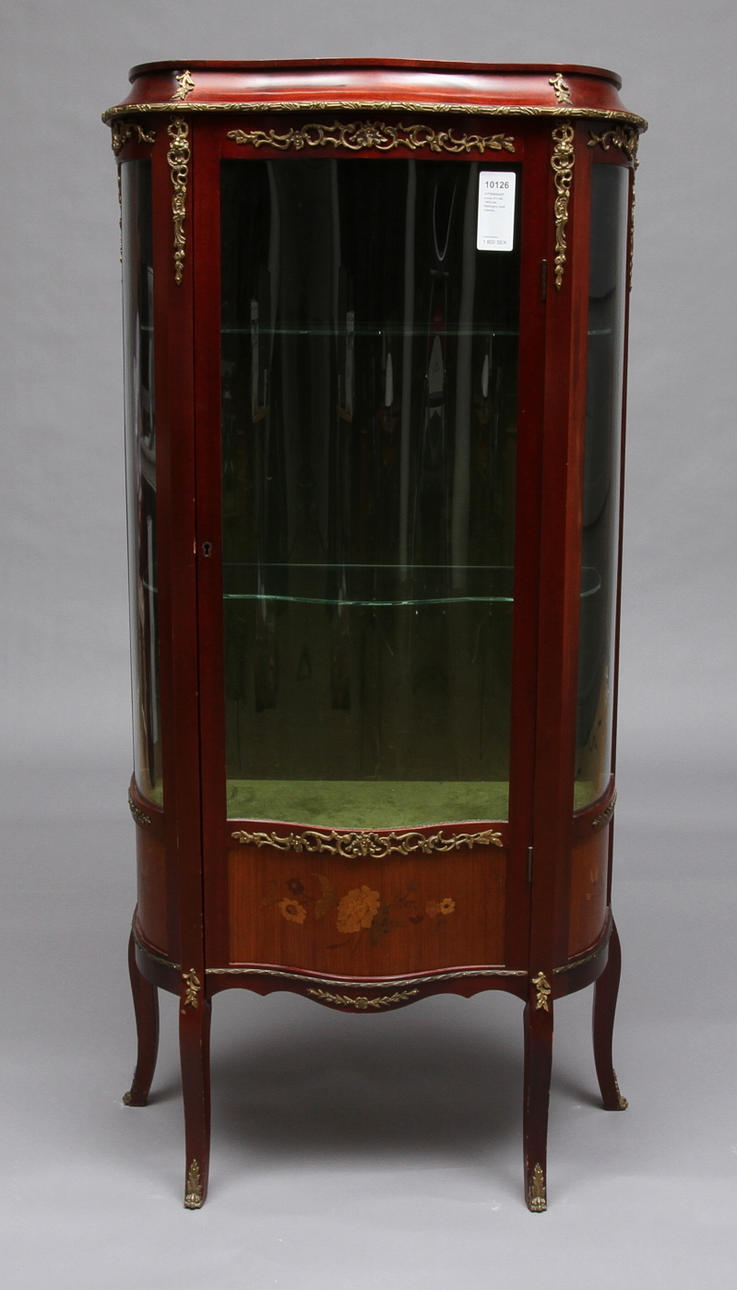 VITRINSKÅP, Louis XV-stil, 1900-tal, Mahogny med intarsia.