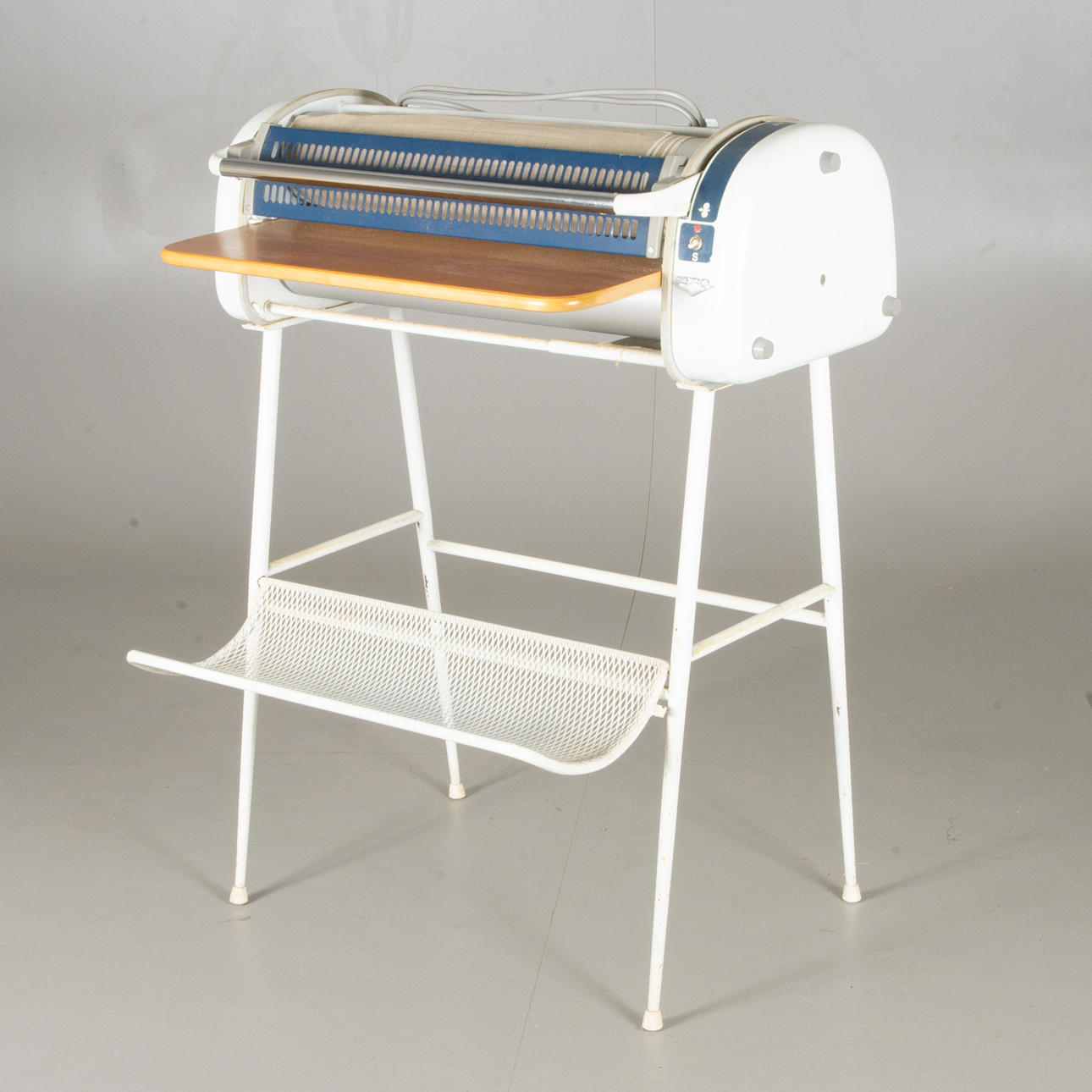 MANGEL MED STATIV, UPO.