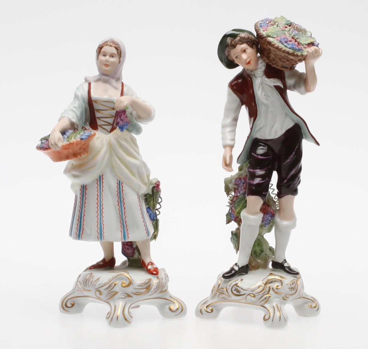 FIGURINER, ett par, porslin, Royal Dux. Tjeckoslovakien.