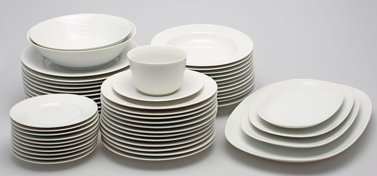 MATSERVISDELAR, 53 delar, porslin, Hutschenreuther Arzberg Bavaria, Tyskland.