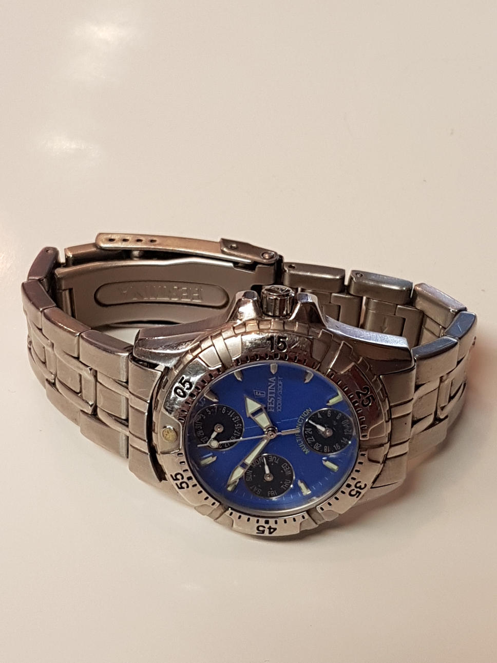 FESTINA DAMKLOCKA, BLÅ URTAVLA.