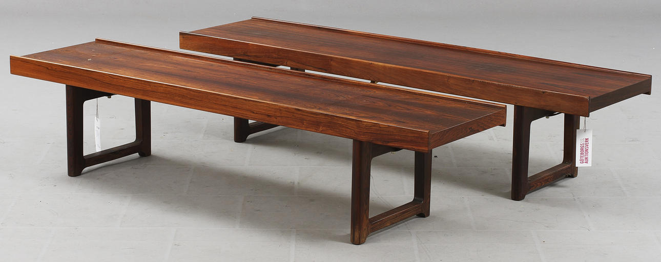 BÄNKAR "KROBO", 2 st, Torbjörn Afdal för Bruksbo, Norge.