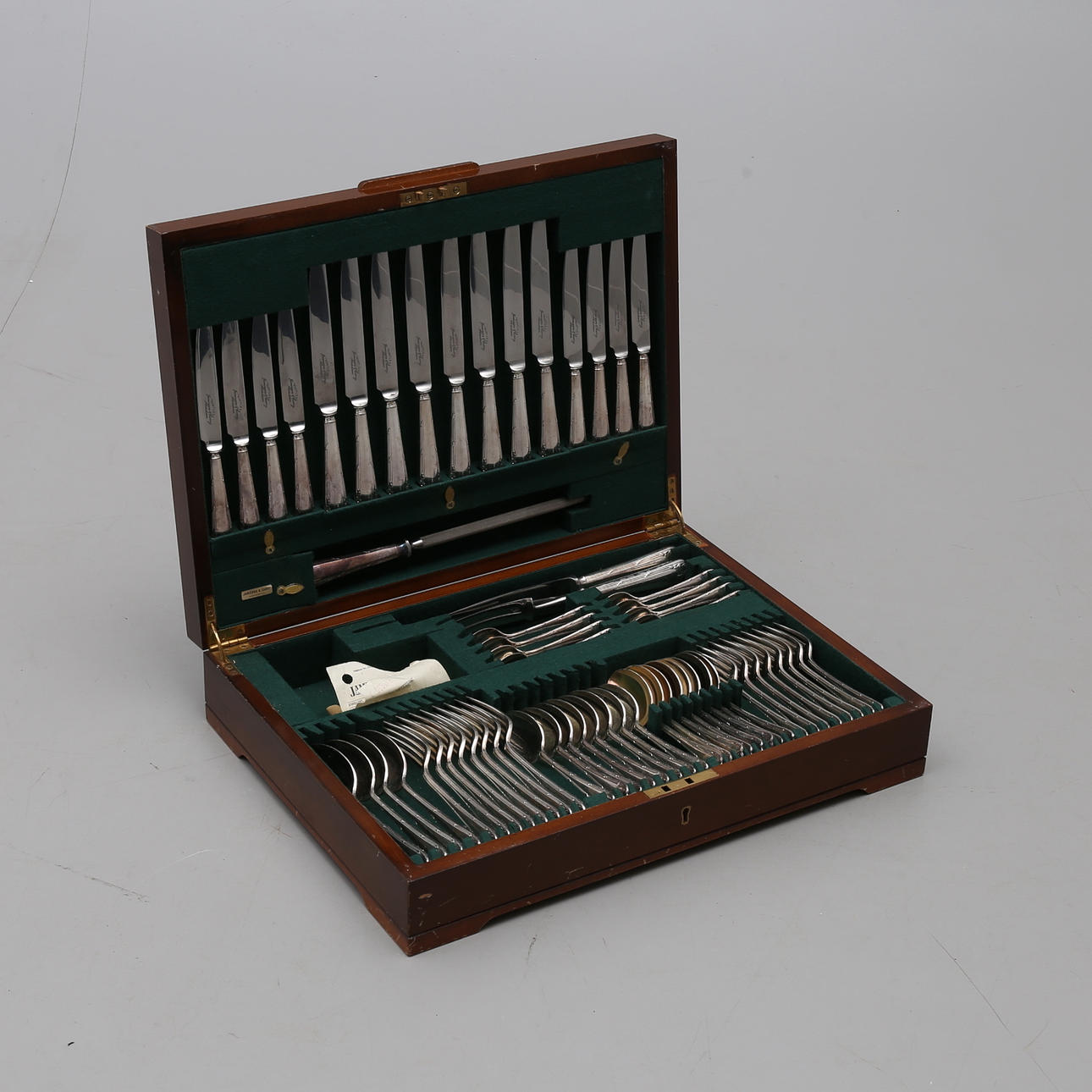 CUTLERY SET, ROBERTS & BELK, 63 pieces.