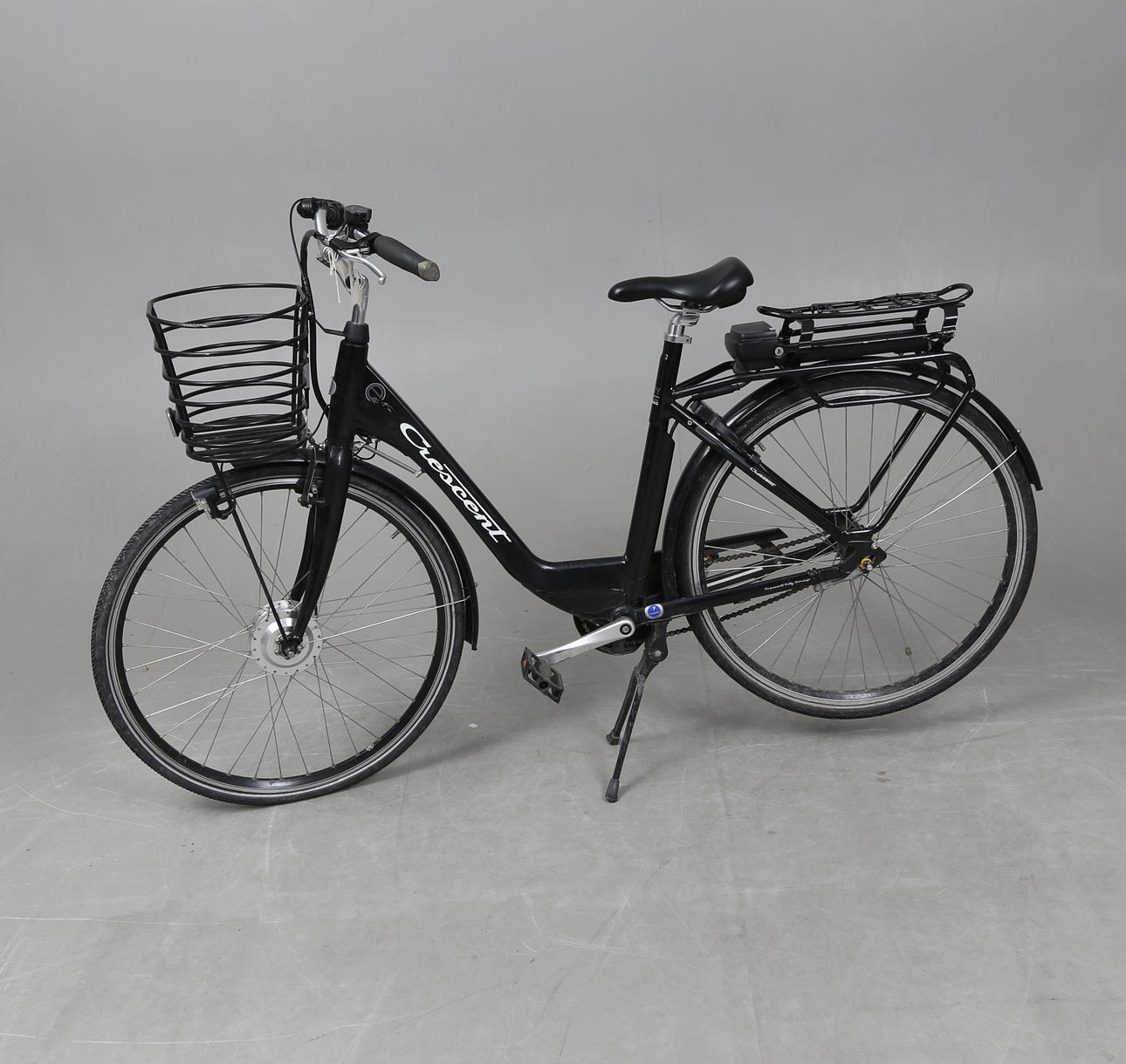 NAISTEN PYÖRÄ, Crescent City Concept, Varberg.