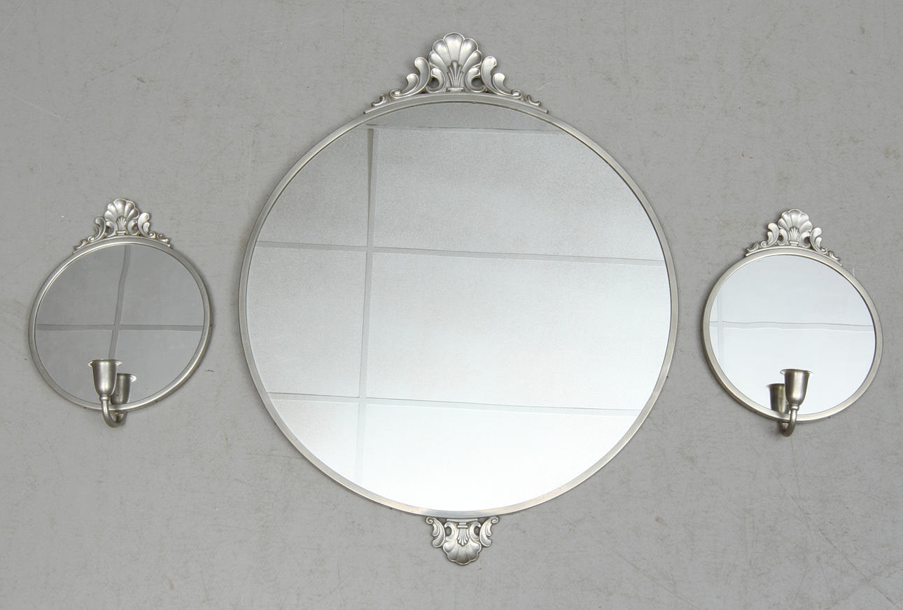 SPEGEL och LAMPETTER, ett par, tenn, 1900-tal.