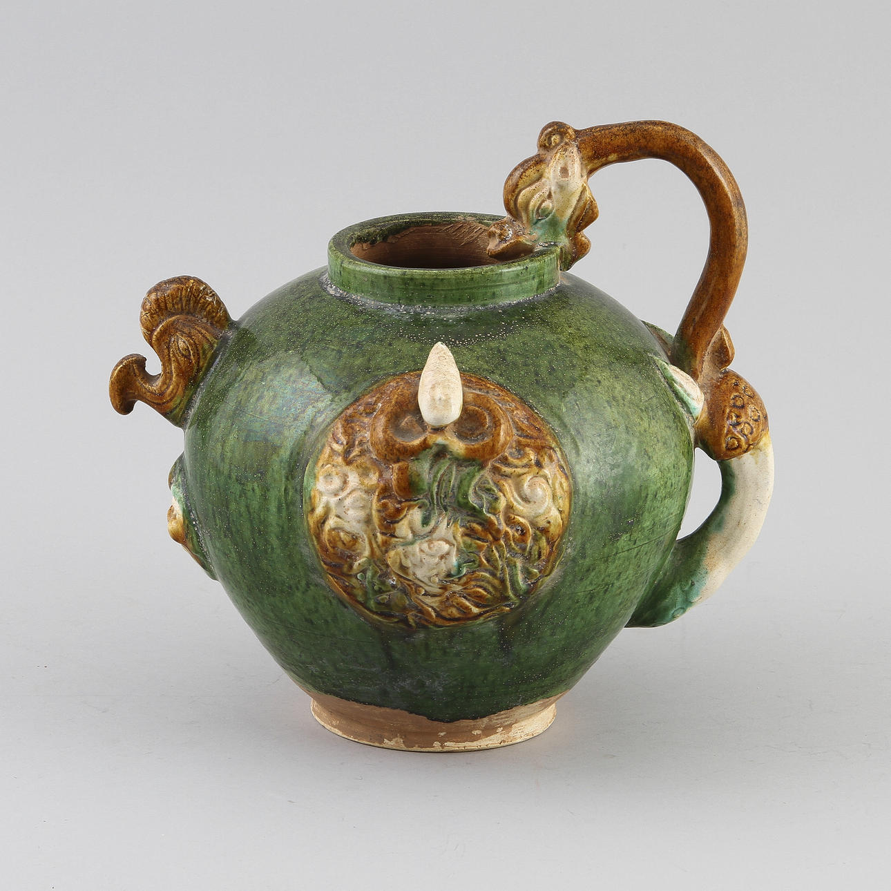 KANNA, lergods, Kina, Tang-stil.