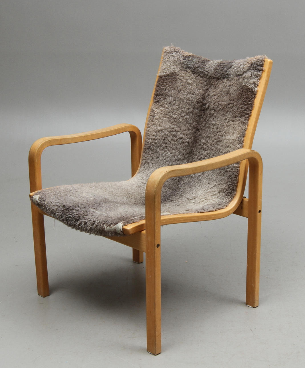 KARMSTOL, Yngve Ekström.