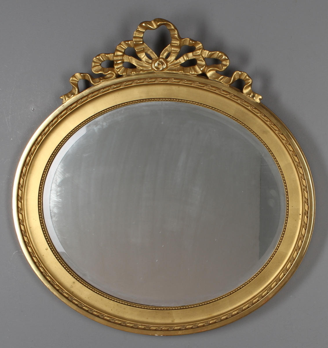 SPEGEL med slipat glas, gustaviansk stil, 1900-tal.