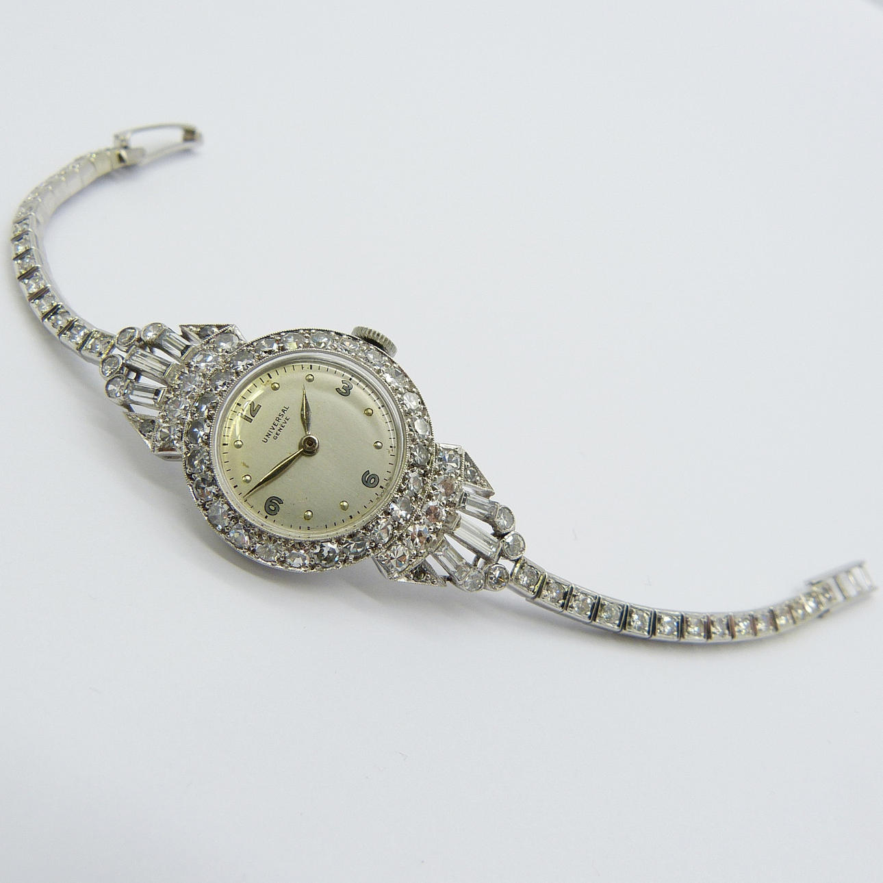 UNIVERSAL GENÉVE DIAMANT.