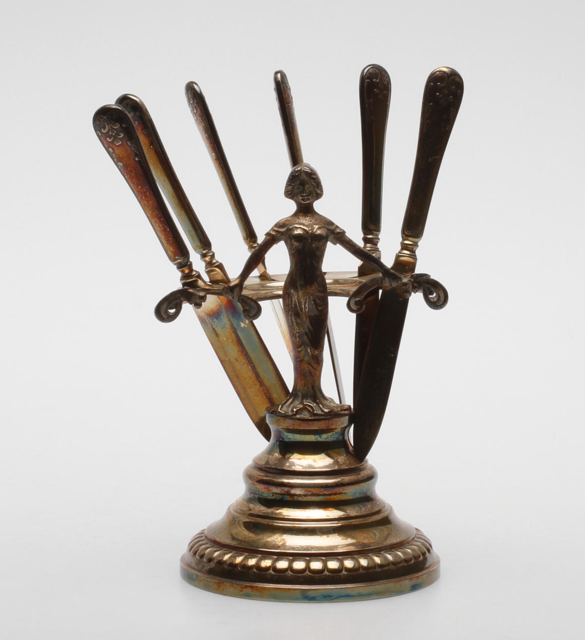 STÄLL med KNIVAR, nysilver, Jugend, 1900-talets första del.