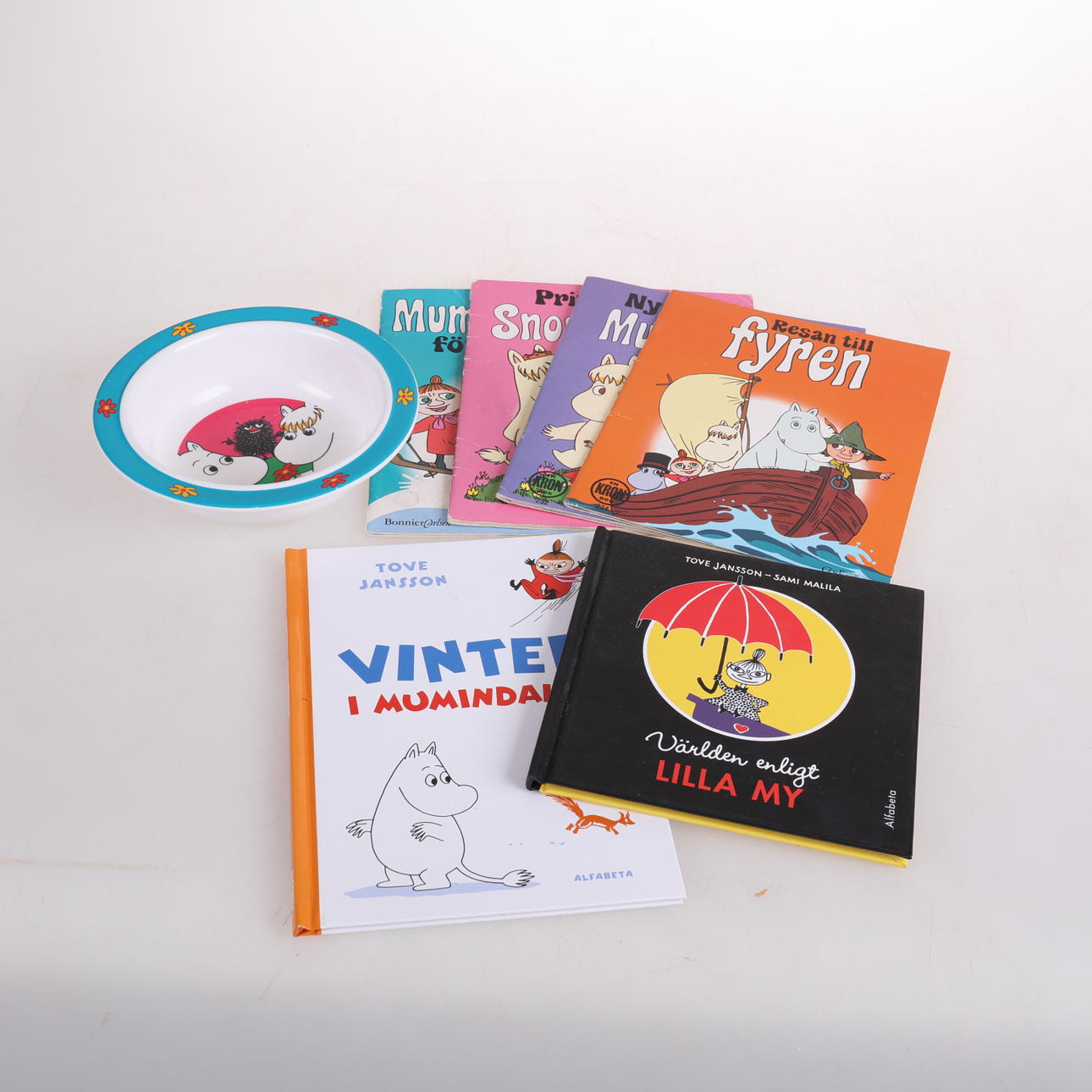 EN SAMLING MUMIN BÖCKER.