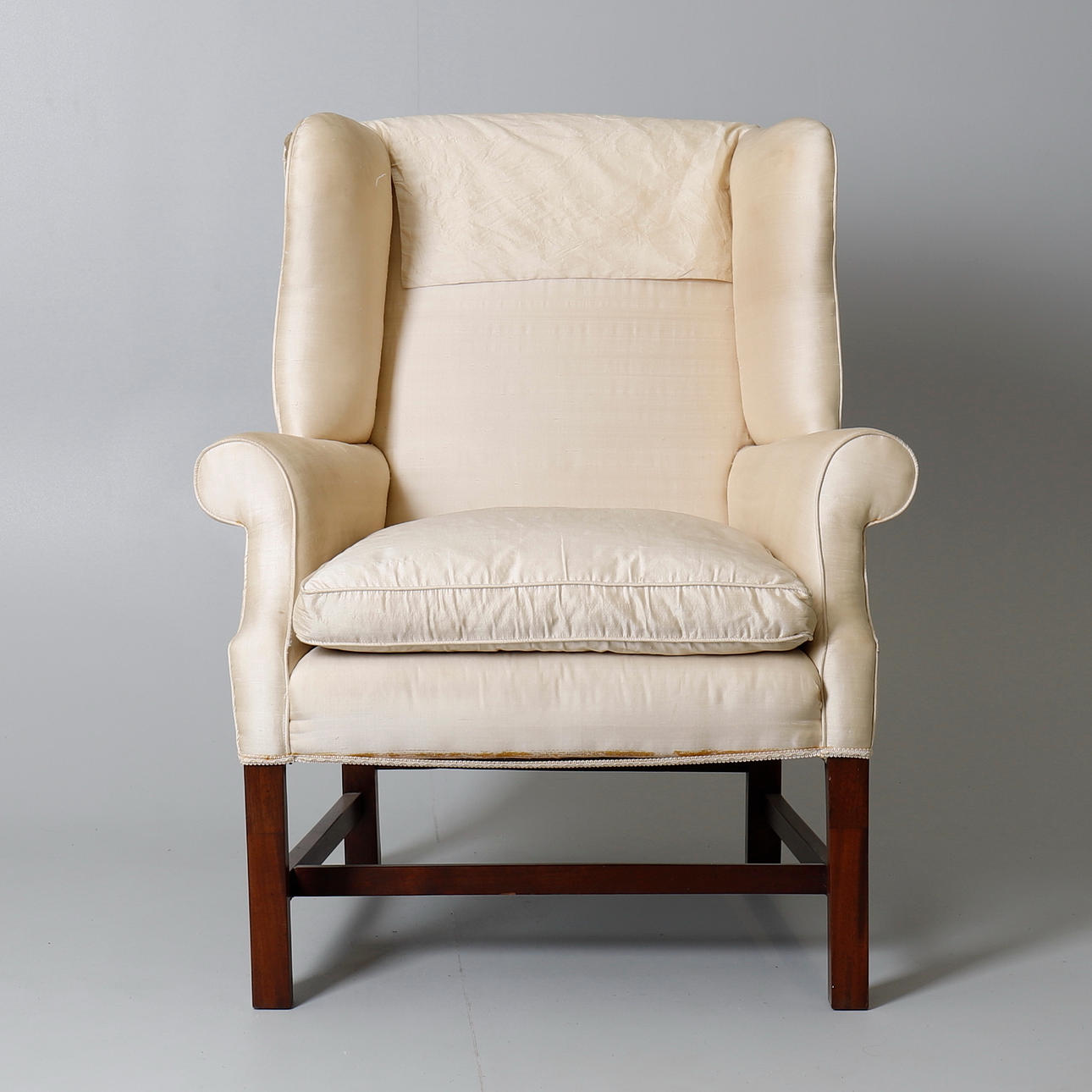 FÅTÖLJ, George III-stil, 1900-talets början.