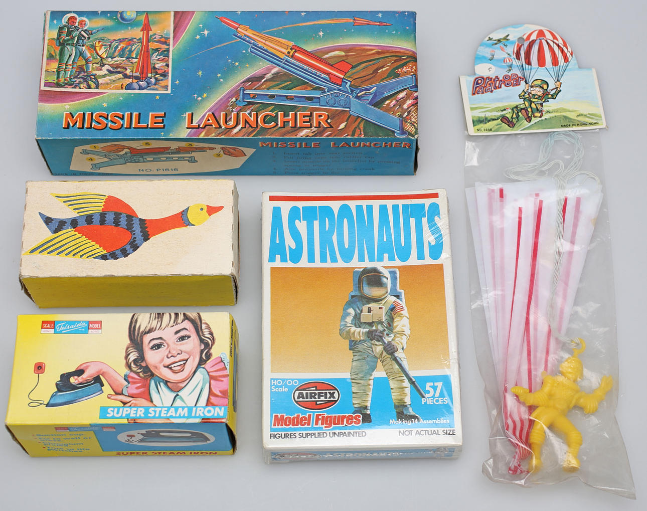 PARTI LEKSAKER, 5 delar, bl a Airfix, Telsalda etc.