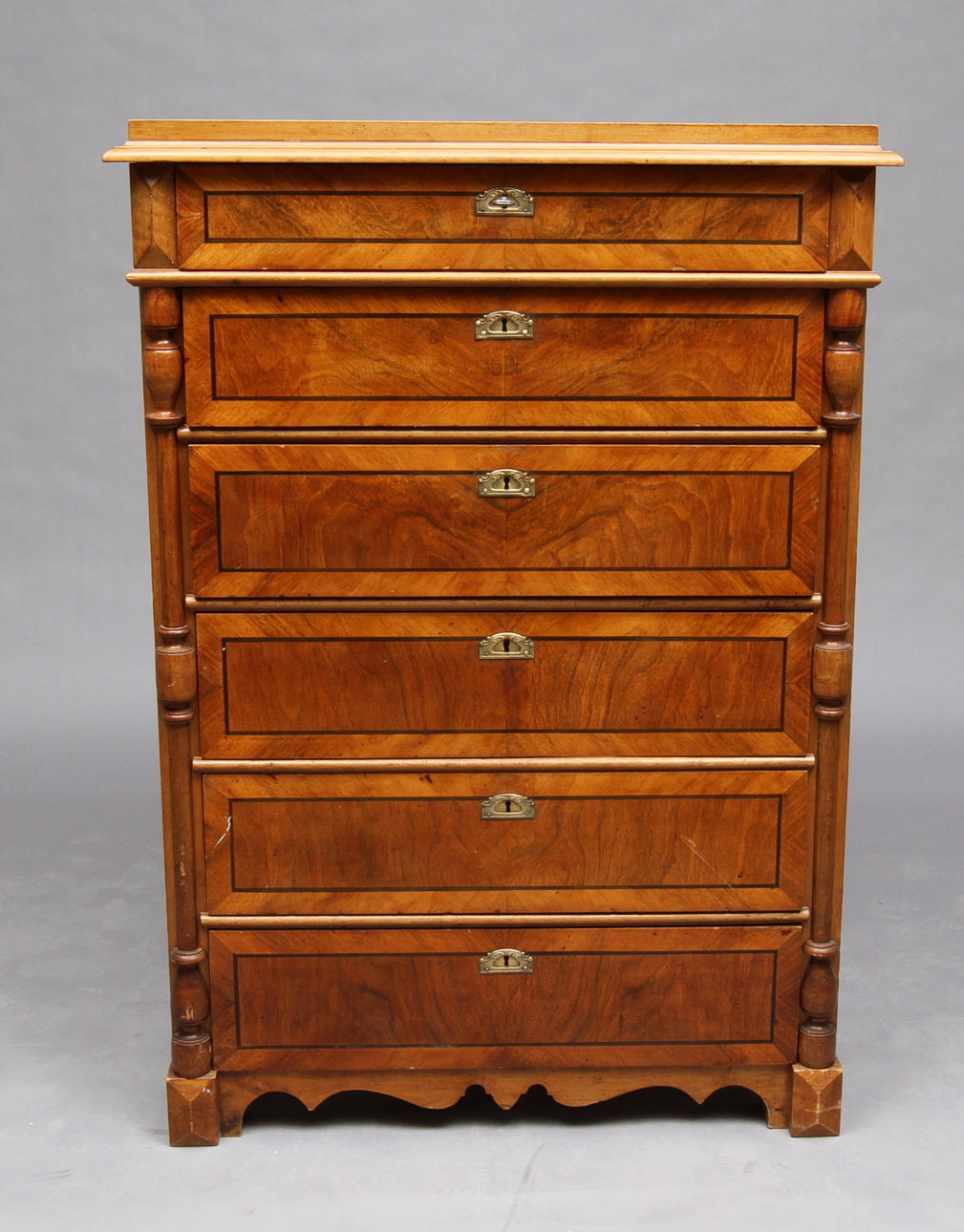 BYRÅ, med 6 lådor, nyrenässans, 1800-tal.