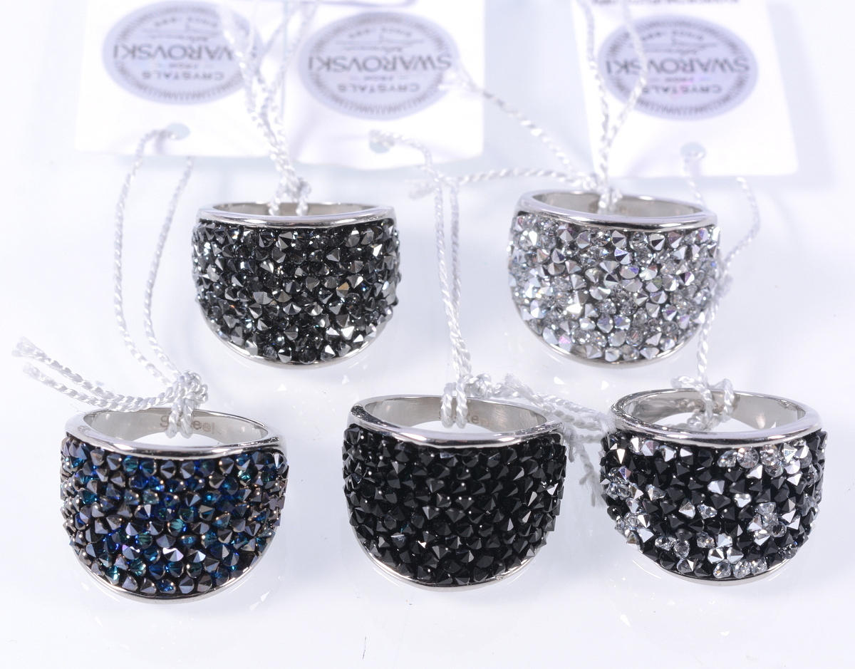 RINGAR, 5 st, Swarovski.