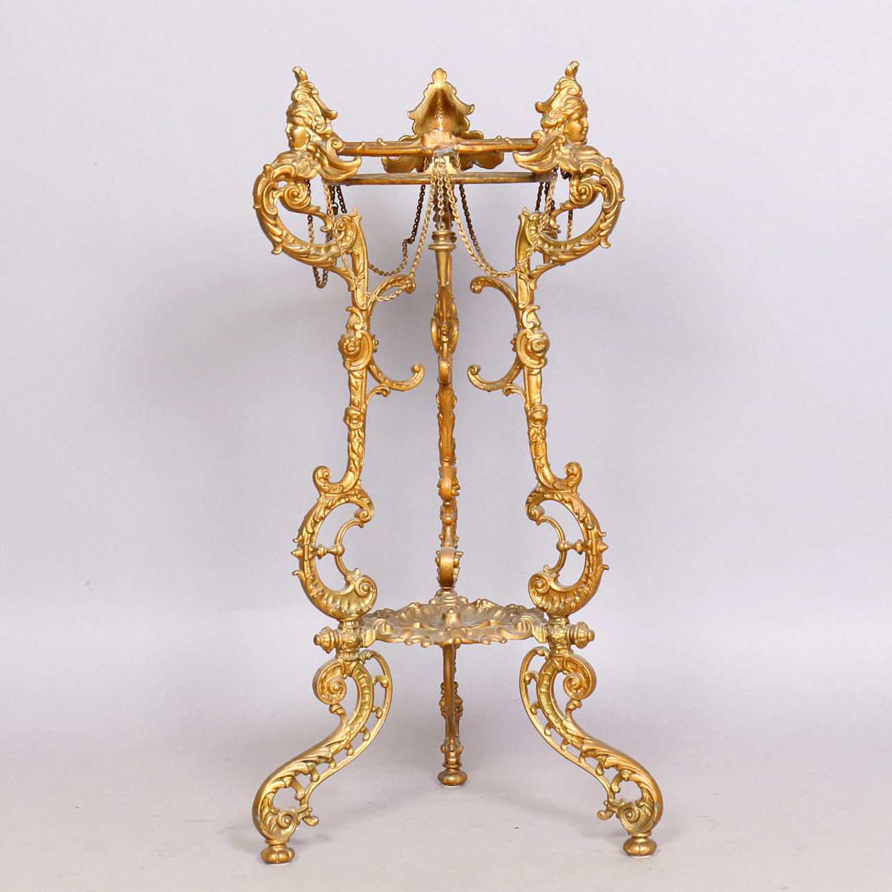 BLUMENTISCH, Messing, zweite Hälfte des 20. Jahrhunderts.