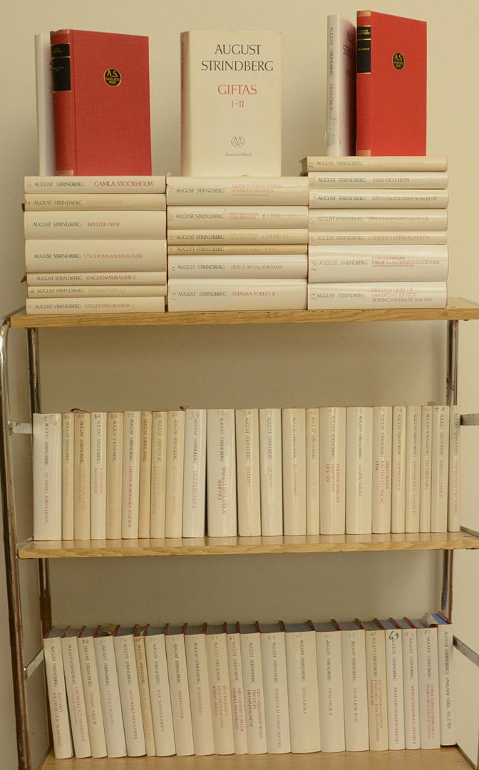 STRINDBERG, A. August Strindbergs samlade verk. nationalupplagan 1-34, 36-46, 48-58, 60-72.